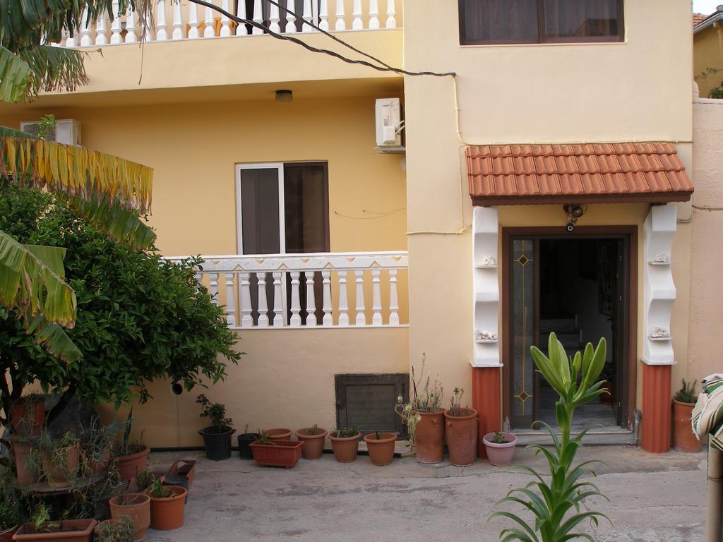 Georgia Old Town Apartments Rhodes City Екстериор снимка