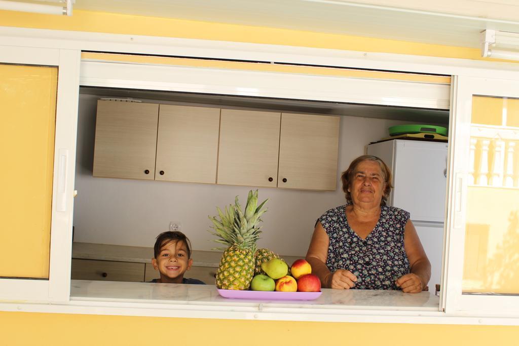 Georgia Old Town Apartments Rhodes City Екстериор снимка
