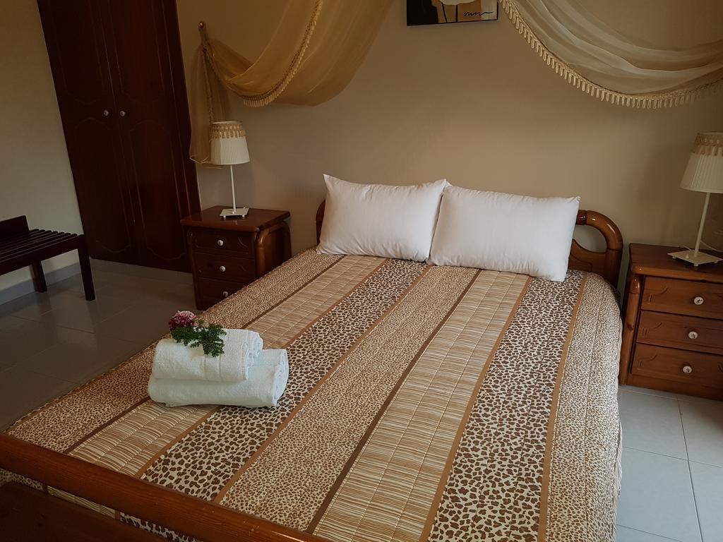 Georgia Old Town Apartments Rhodes City Екстериор снимка